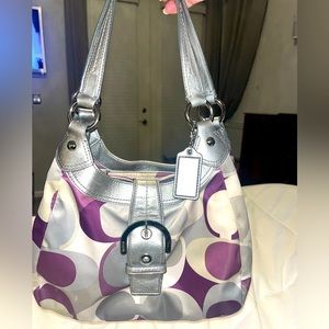 Coach shoulder bag, good condition!